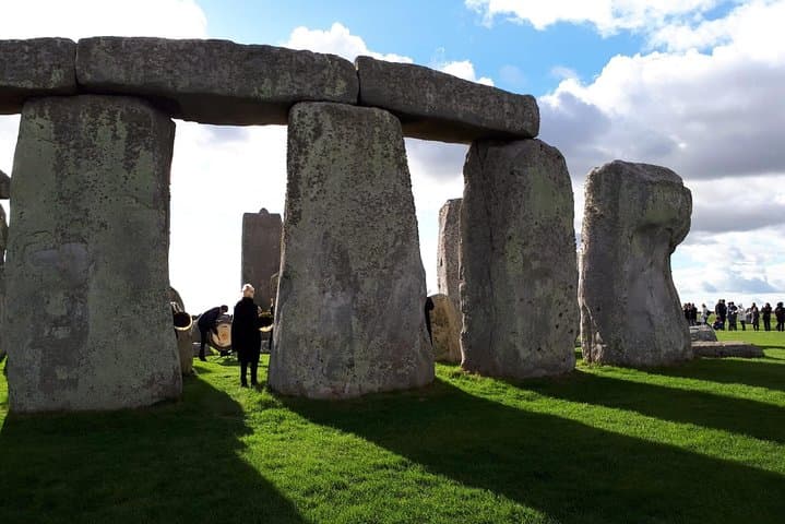 Stonehenge Inner Circle Private Tour from London with Bath Visit