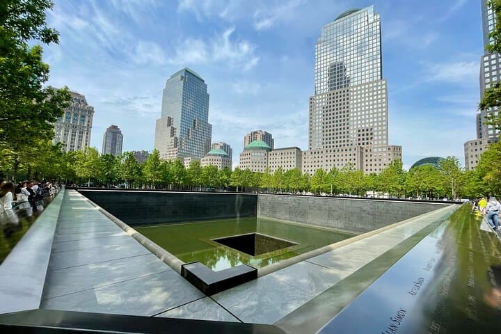 9/11 Memorial, Ground Zero Tour with Optional 9/11 Museum Ticket
